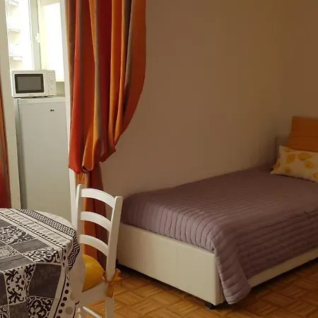 Superbe Appt 2**Climatise, Proche Commodite Calme